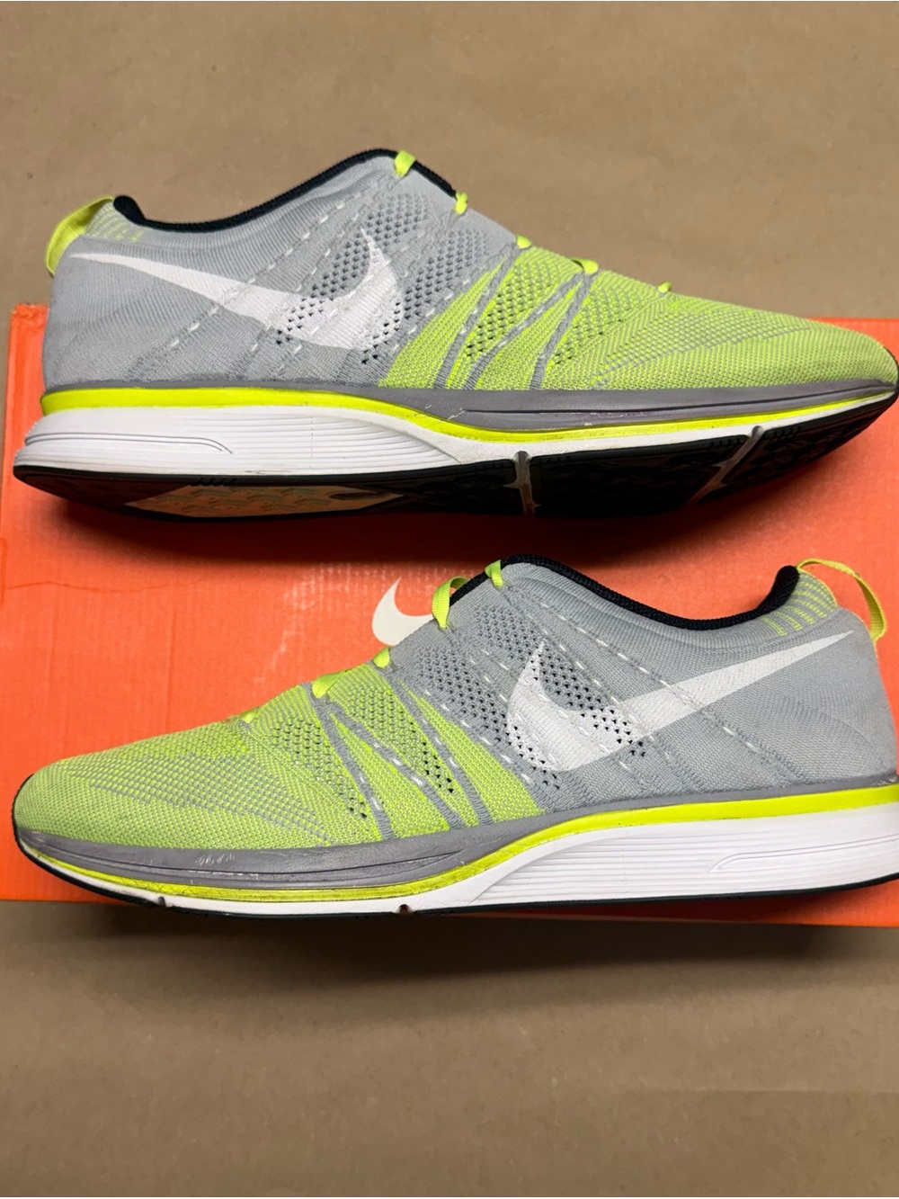 Nike Flyknit Trainer + Volt White Mens sz 14 Running Shoes Rare!